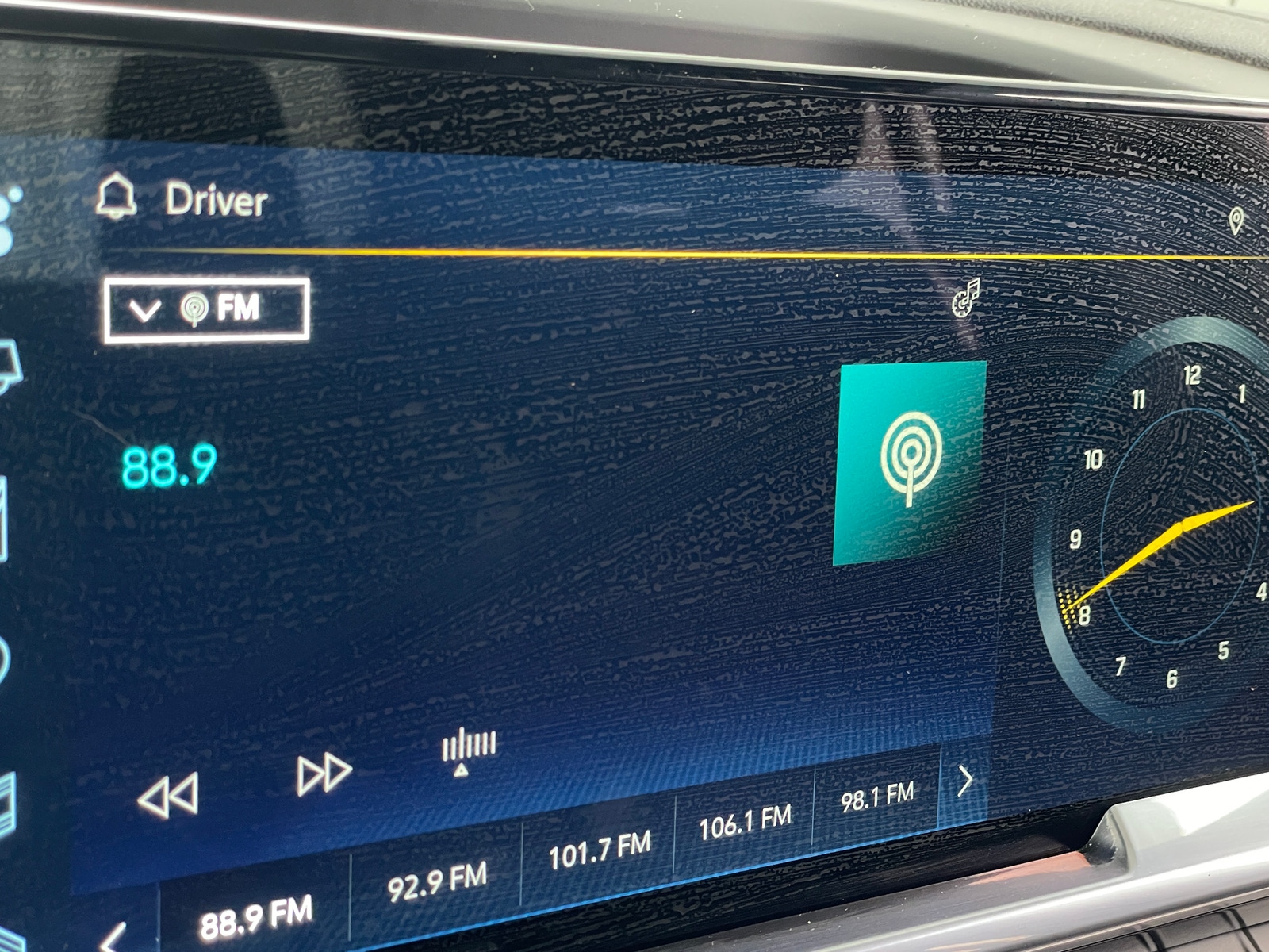 Thumbnail: 2024 Chevrolet Silverado 1500 - 4