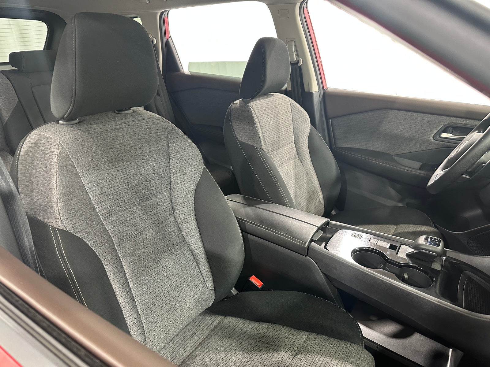 Thumbnail: 2022 Nissan Rogue - 2