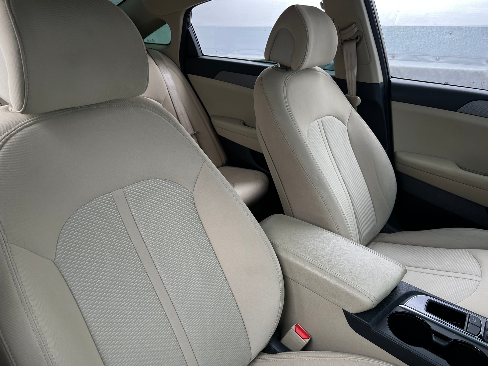 Thumbnail: 2015 Hyundai Sonata - 2