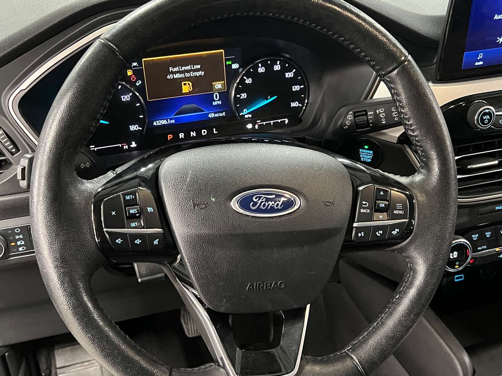 Thumbnail: 2021 Ford Escape - 4