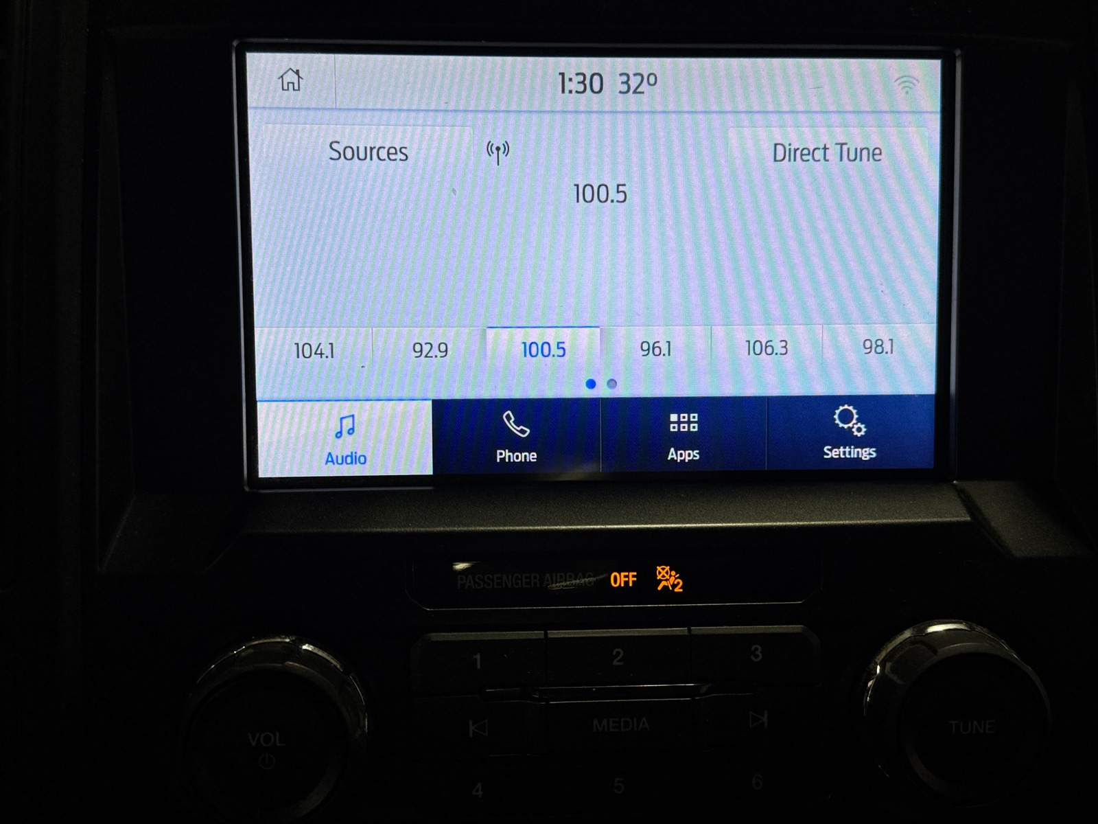 Thumbnail: 2020 Ford Econoline - 4