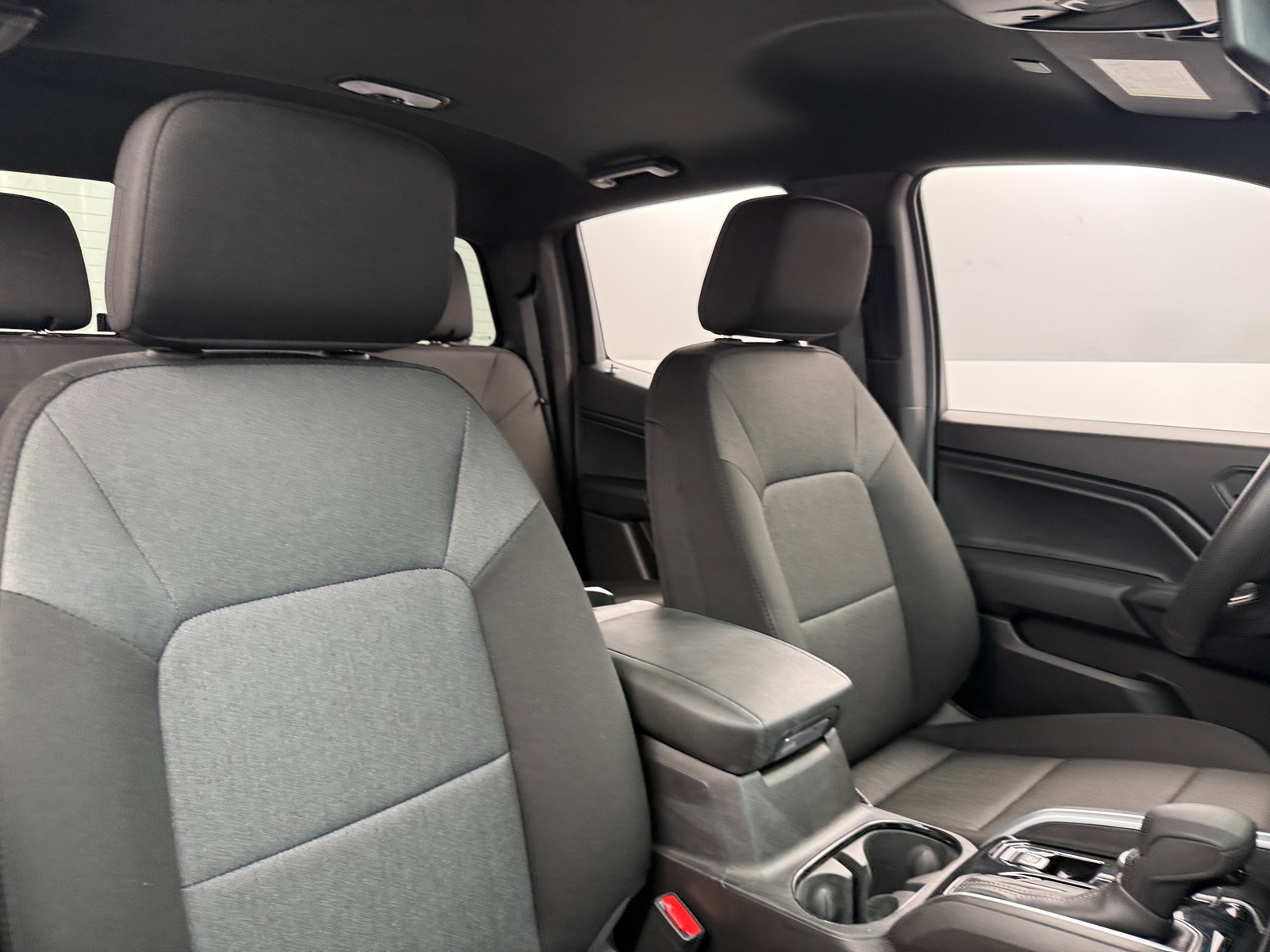 Thumbnail: 2023 Chevrolet Colorado - 2