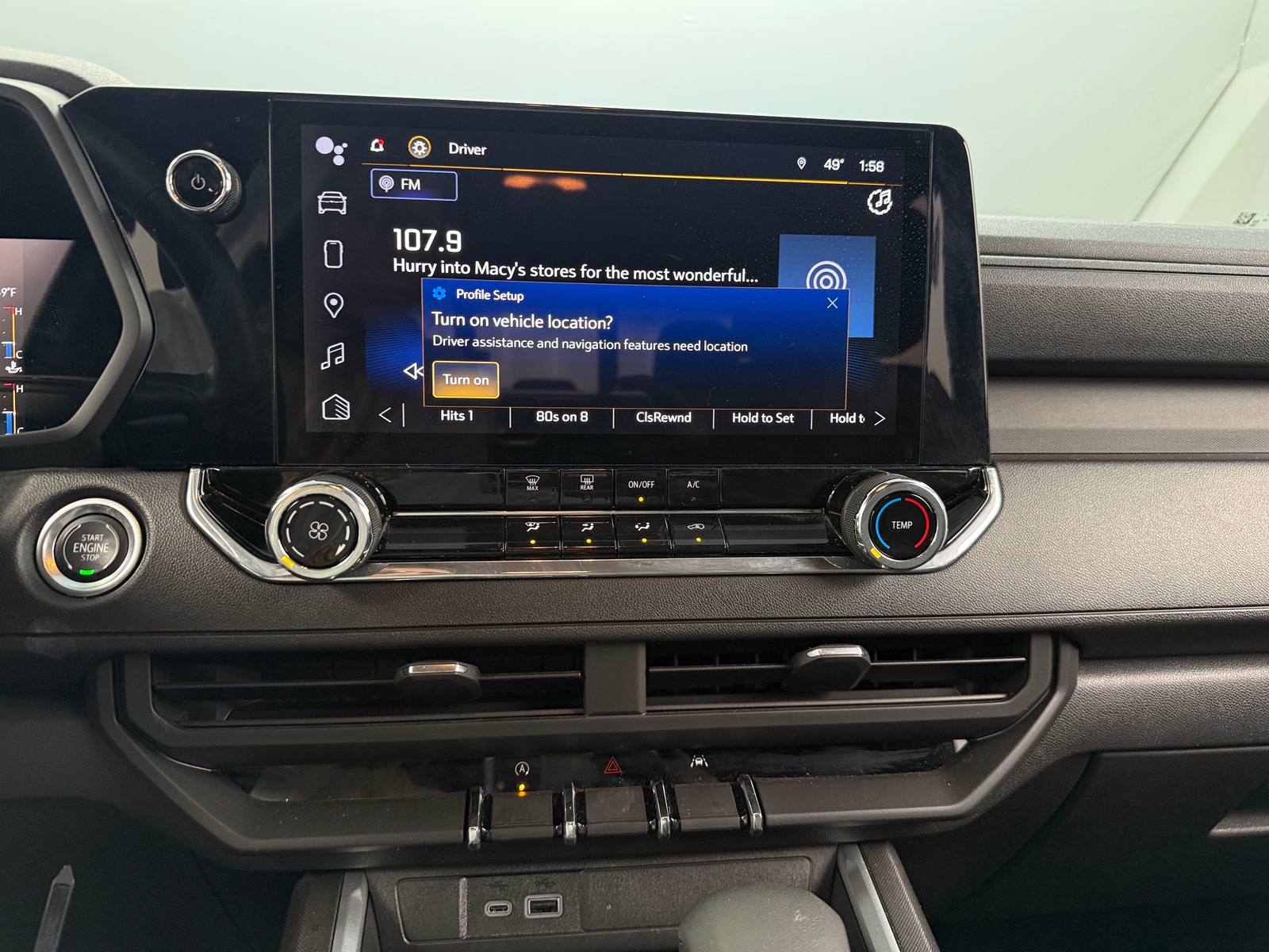 Thumbnail: 2023 Chevrolet Colorado - 4