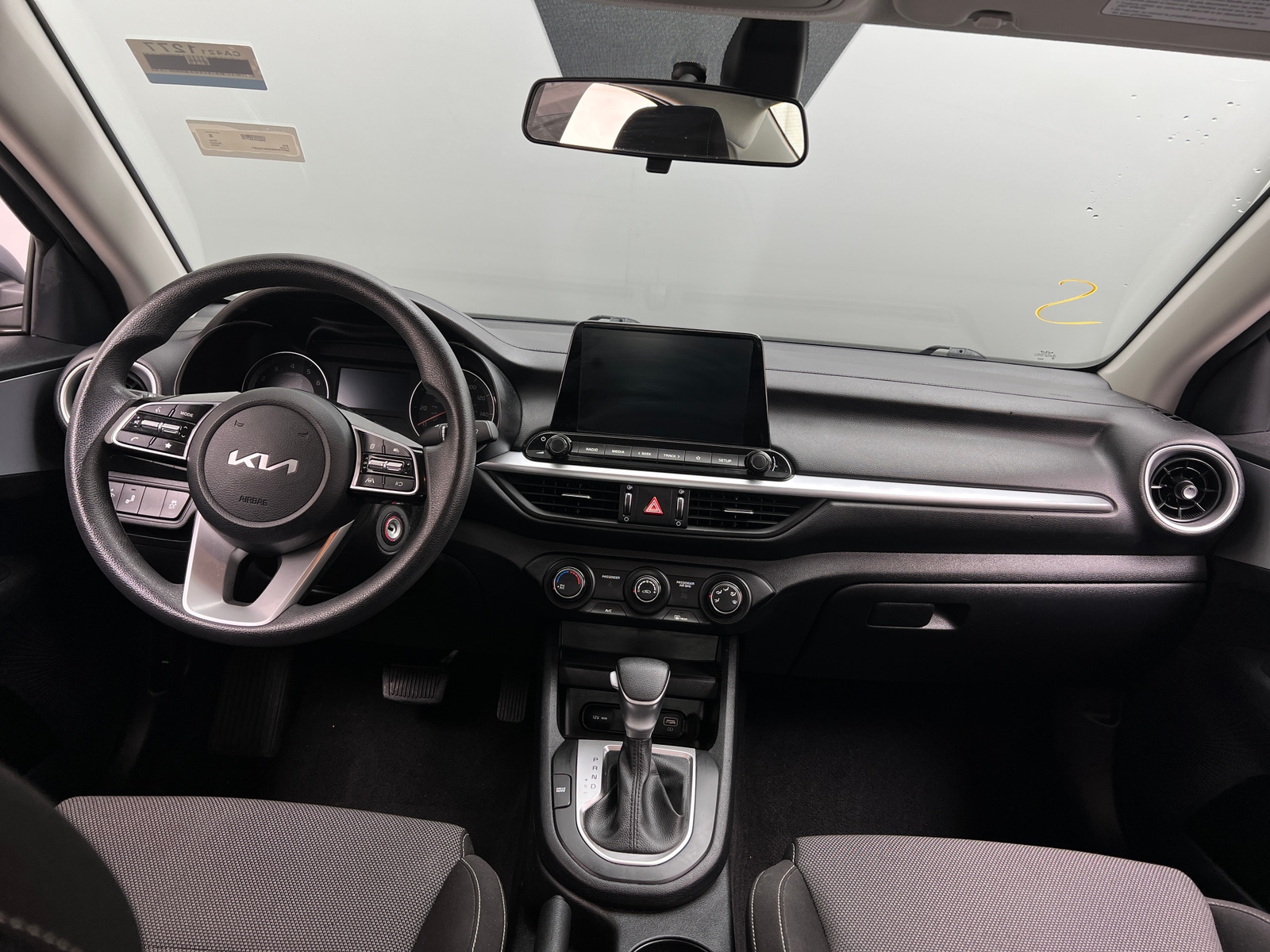 Thumbnail: 2024 Kia Forte - 3