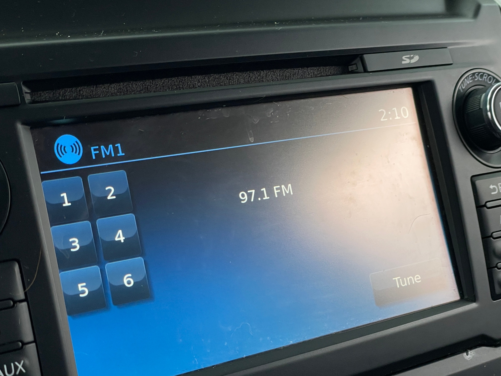 Thumbnail: 2017 Nissan Titan - 4