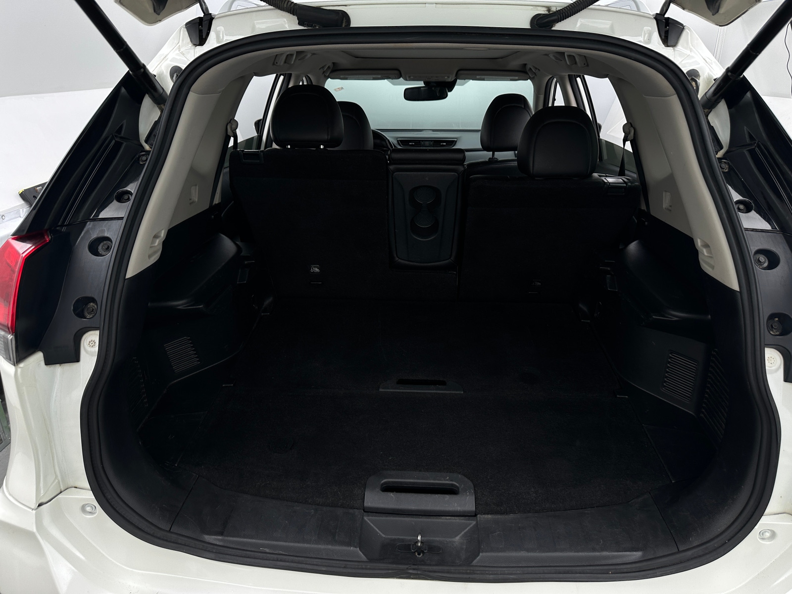 Thumbnail: 2018 Nissan Rogue - 6