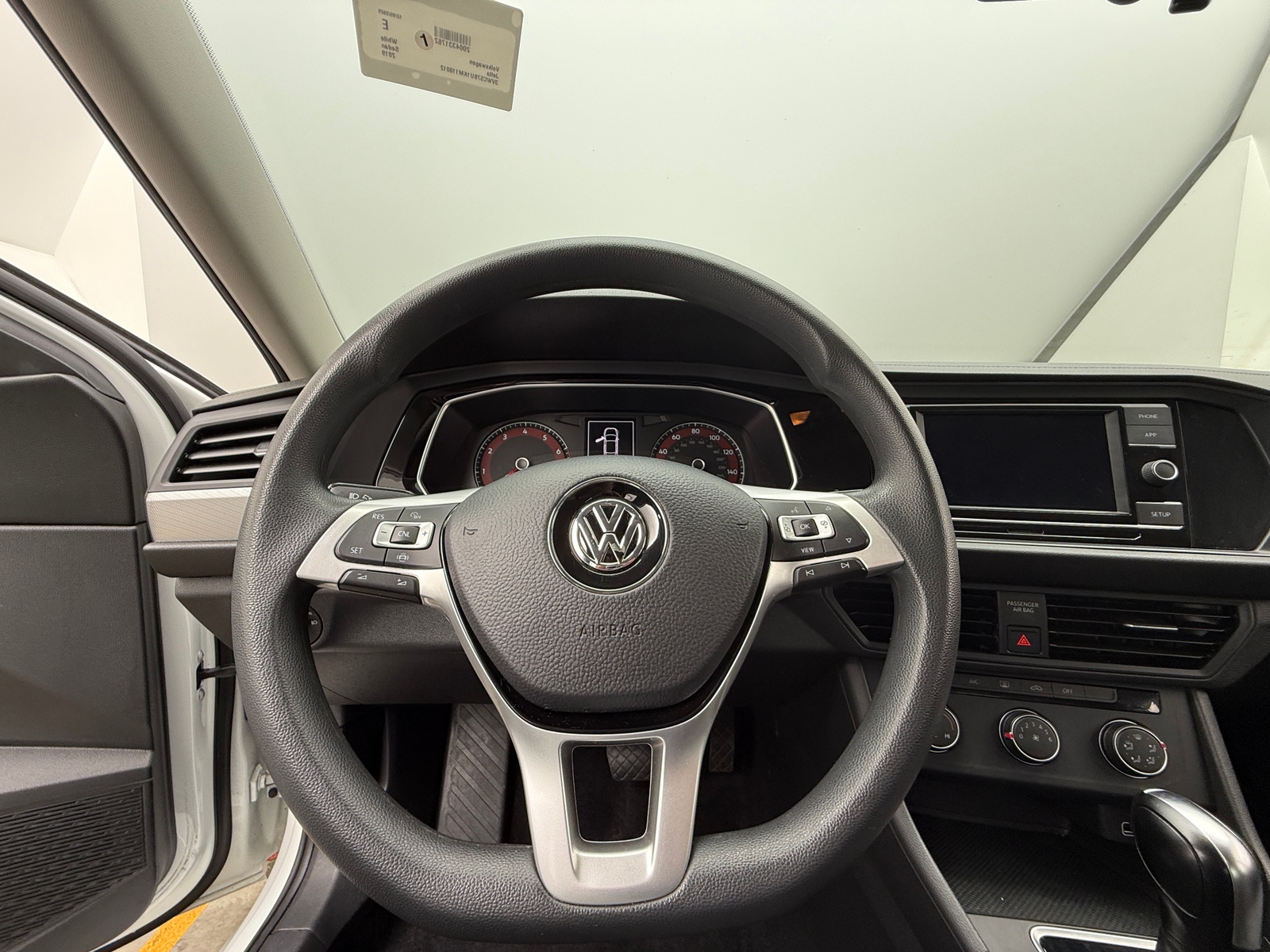 Thumbnail: 2019 Volkswagen Jetta - 5