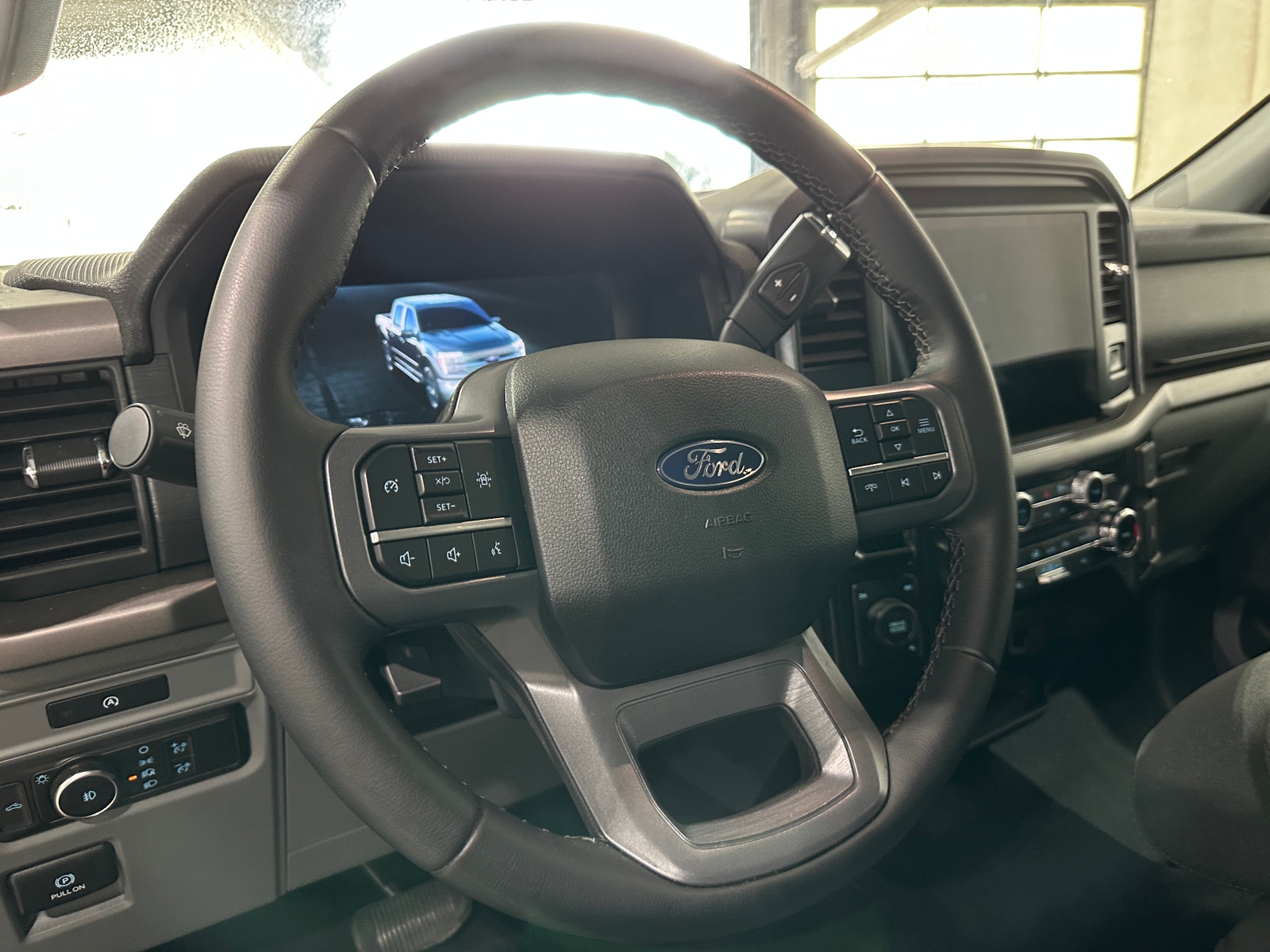 Thumbnail: 2025 Ford Econoline - 5