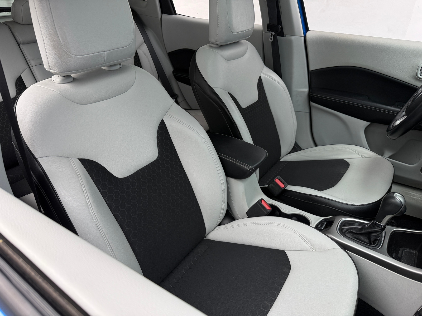 Thumbnail: 2018 Jeep Compass - 2