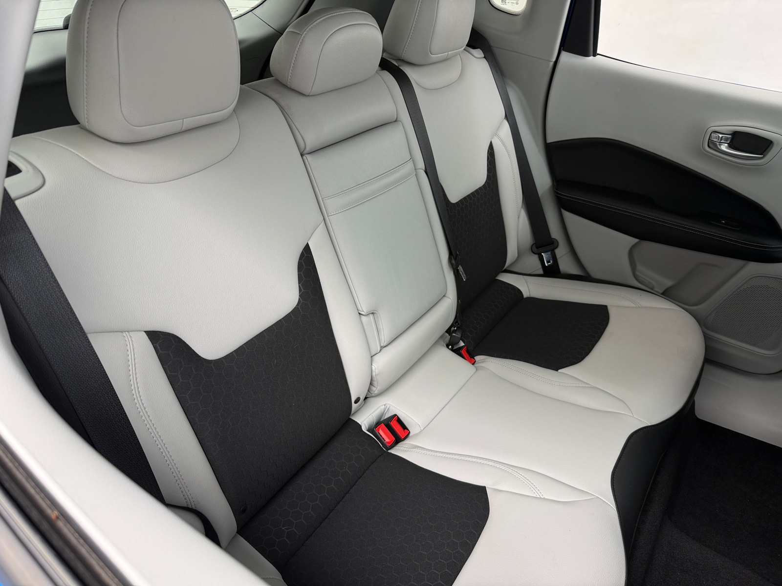 Thumbnail: 2018 Jeep Compass - 6