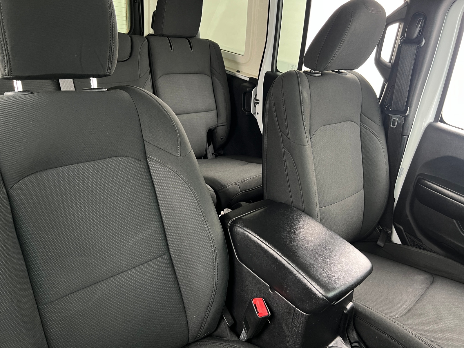 Thumbnail: 2019 Jeep Wrangler - 2