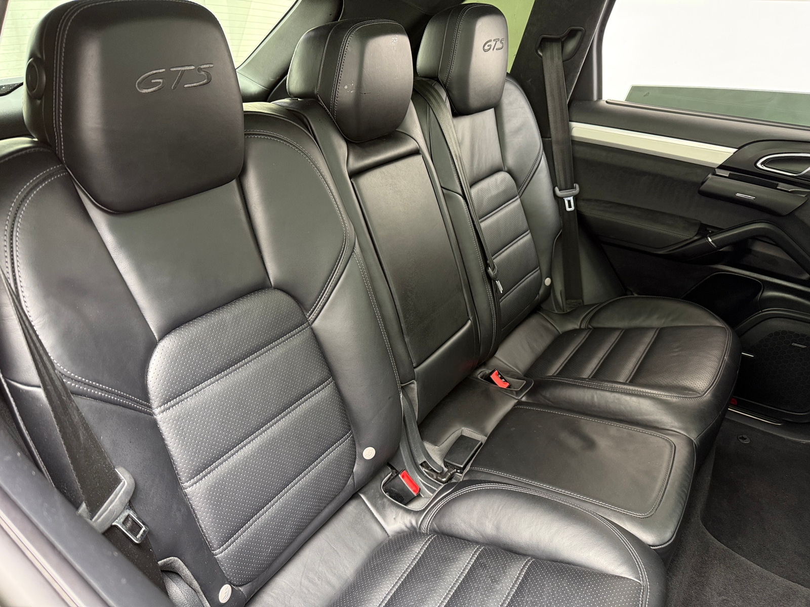 Thumbnail: 2017 Porsche Cayenne - 6