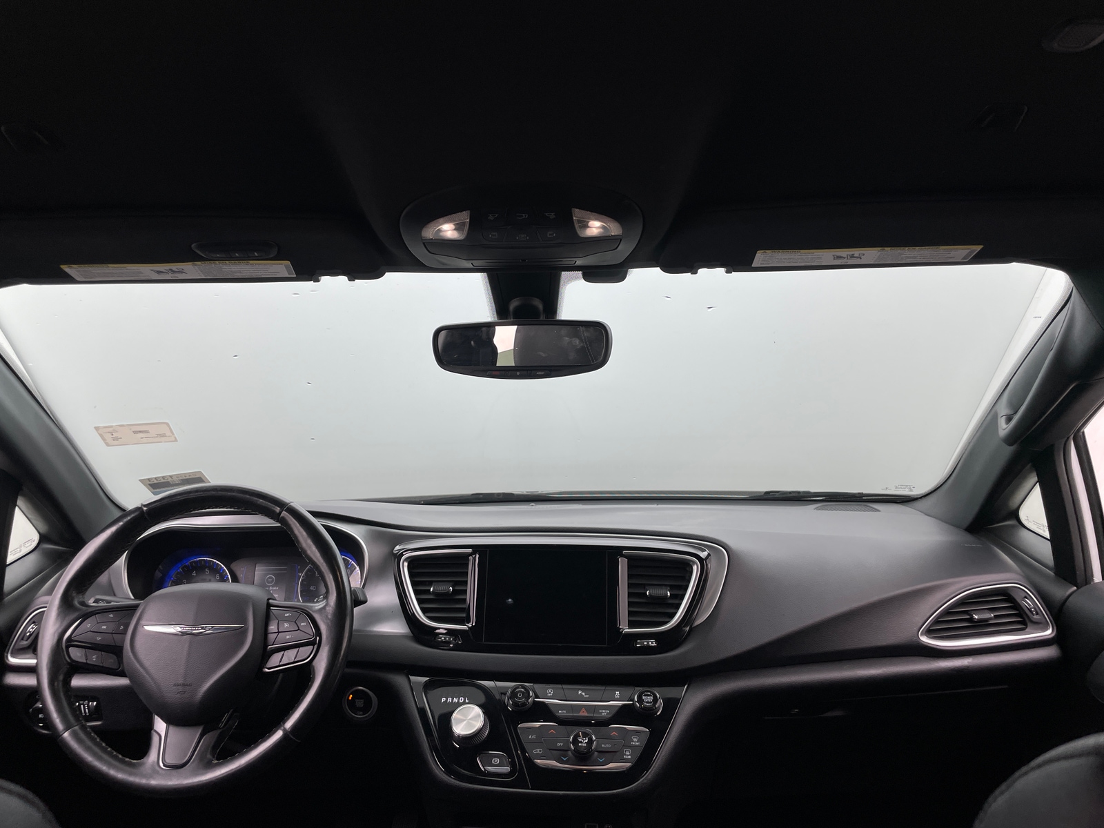 Thumbnail: 2019 Chrysler Pacifica - 2