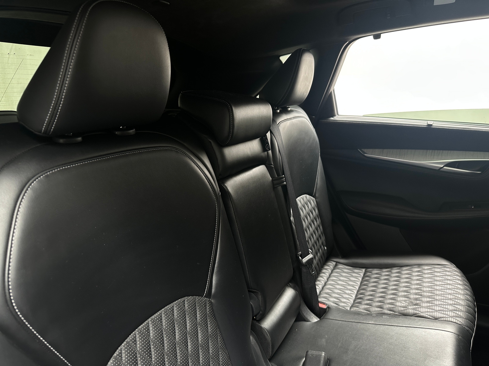 Thumbnail: 2022 INFINITI QX50 - 5