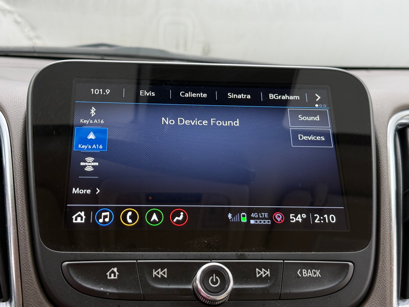 Thumbnail: 2024 Chevrolet Malibu - 3