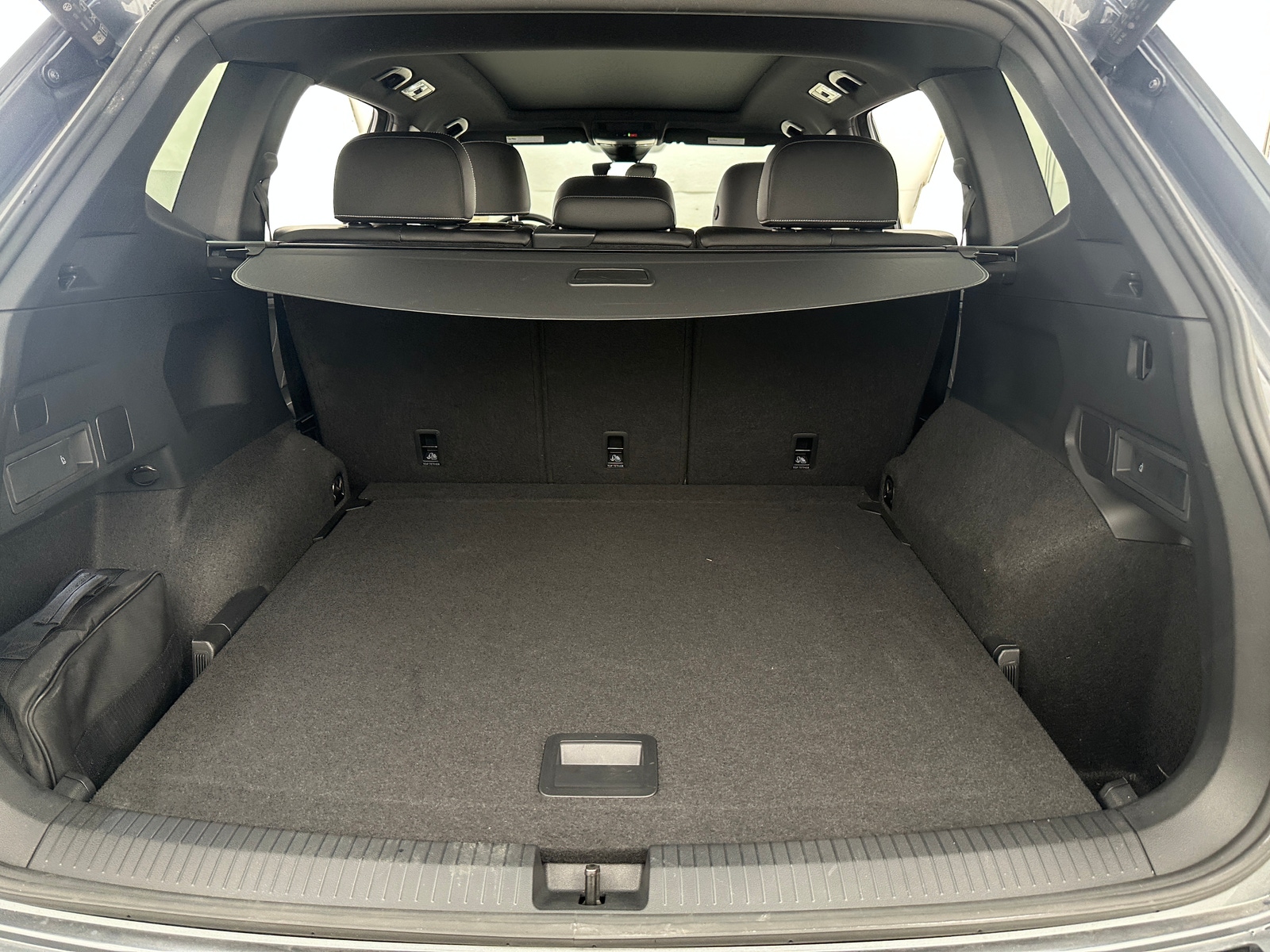 Thumbnail: 2024 Volkswagen Tiguan - 6