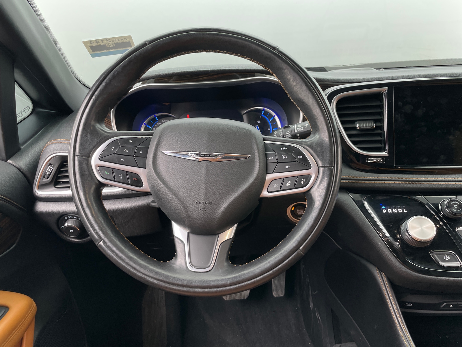 Thumbnail: 2022 Chrysler Pacifica - 4