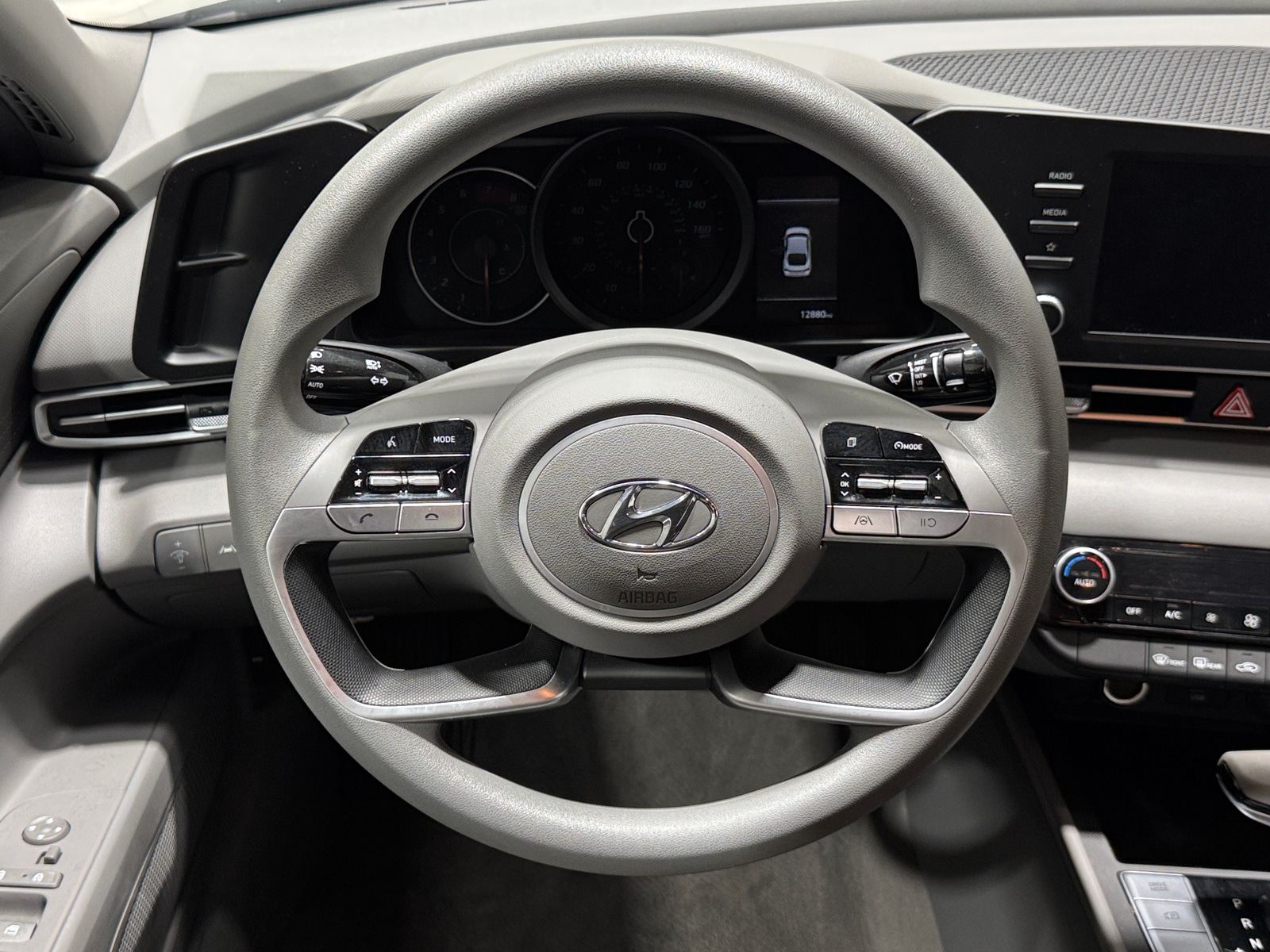 Thumbnail: 2023 Hyundai Elantra - 5