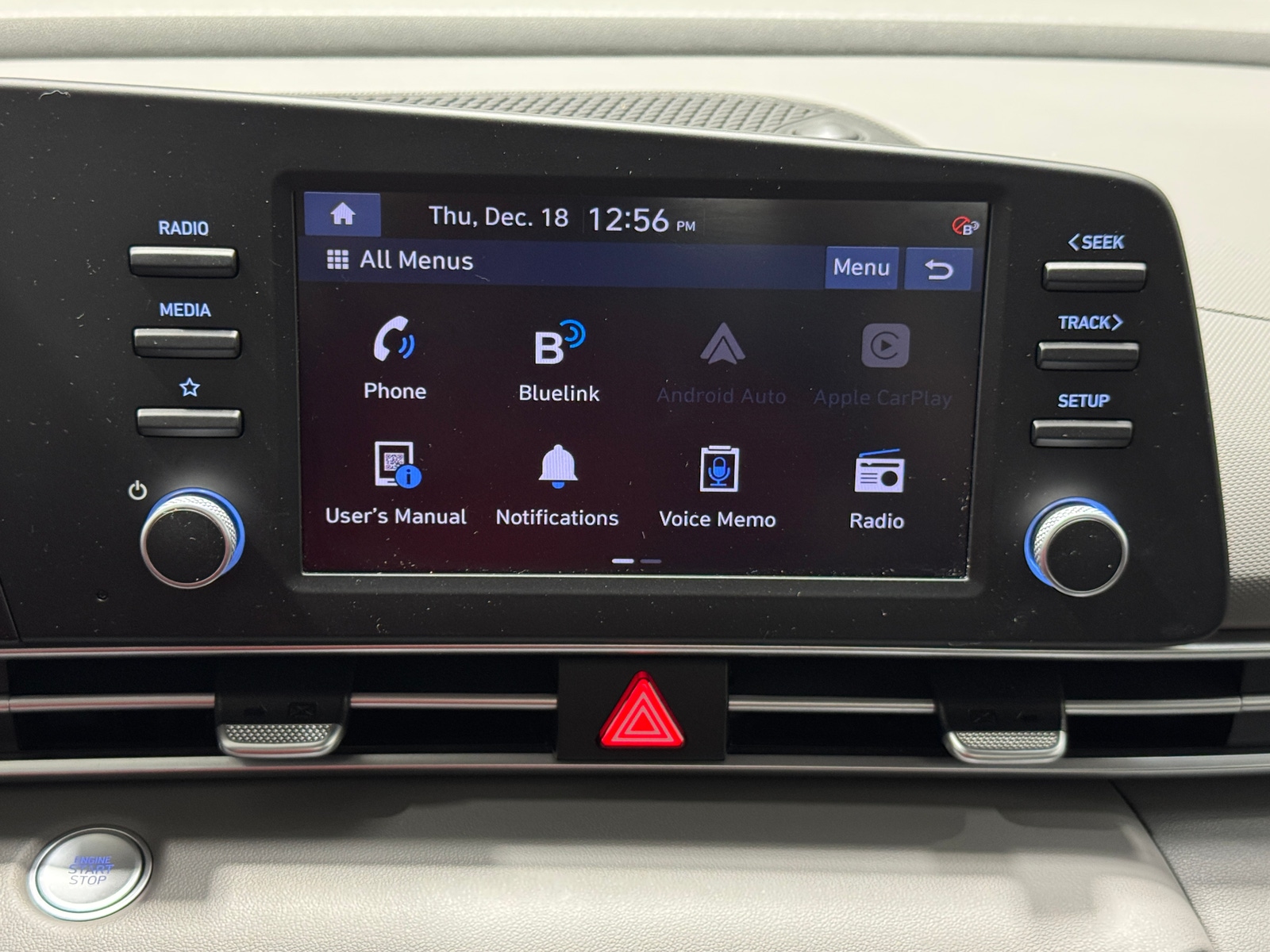 Thumbnail: 2023 Hyundai Elantra - 4