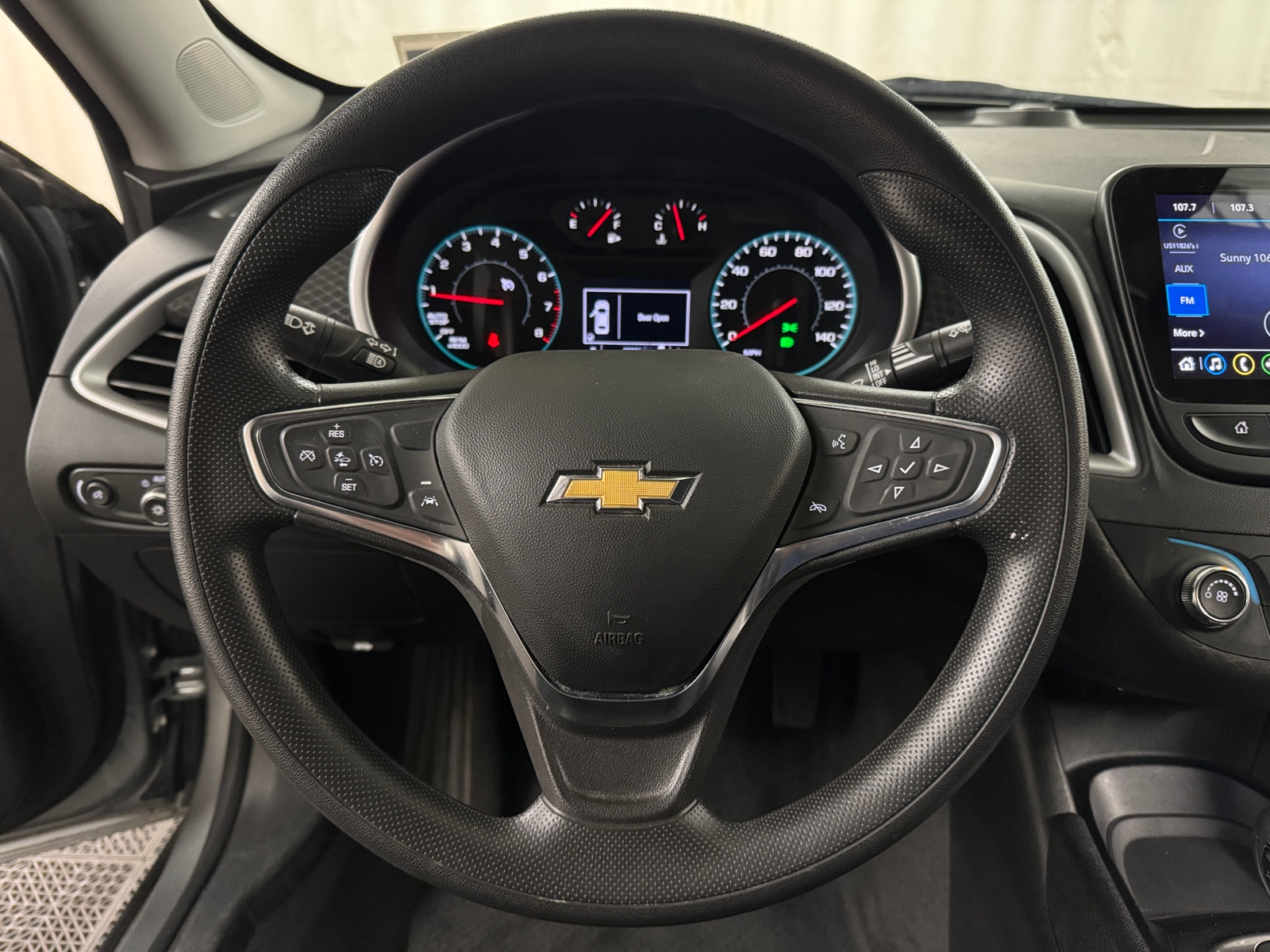 Thumbnail: 2024 Chevrolet Malibu - 5