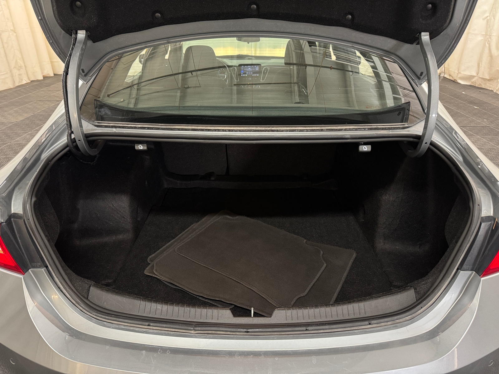 Thumbnail: 2024 Chevrolet Malibu - 7