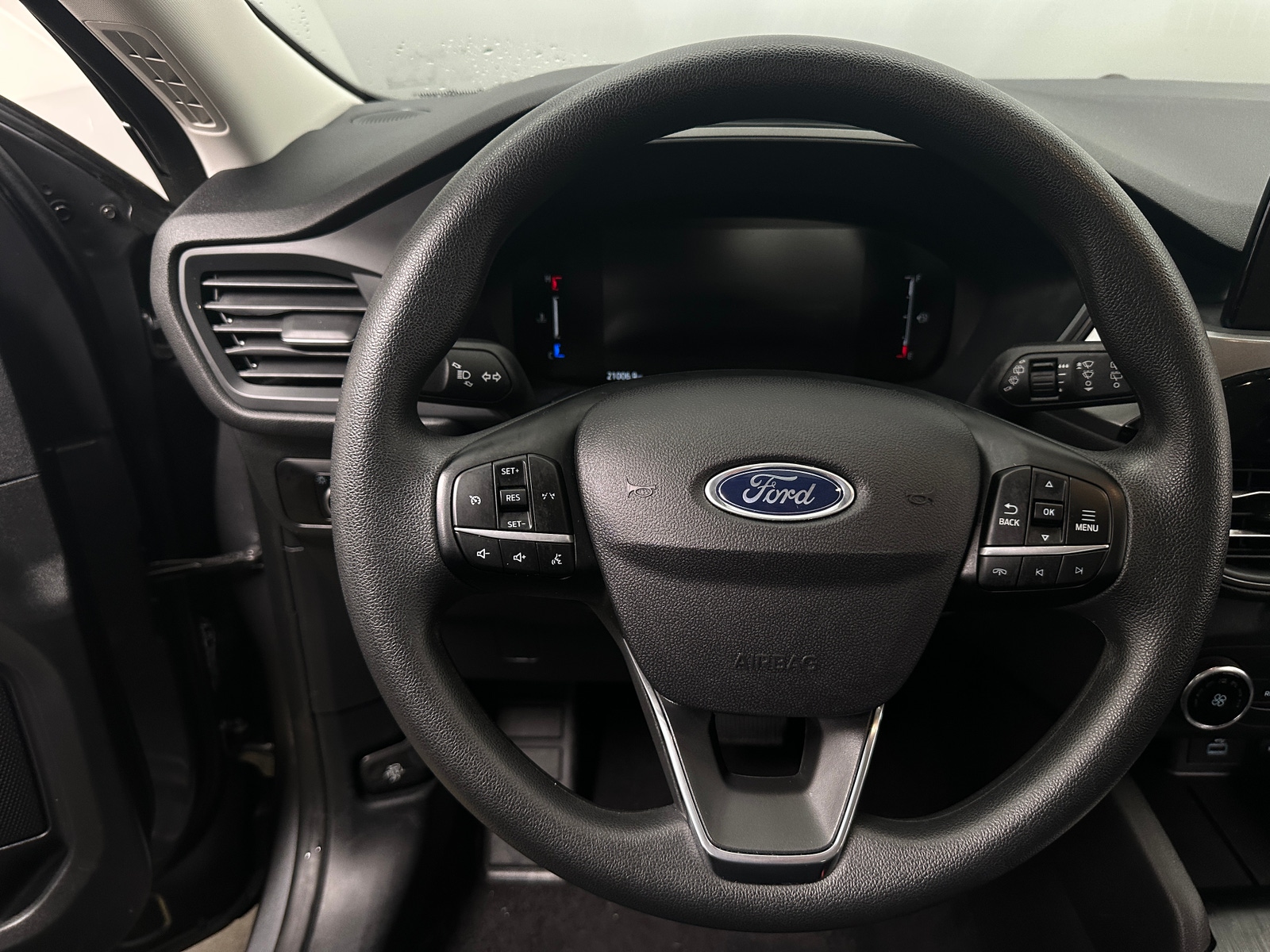 Thumbnail: 2023 Ford Escape - 5