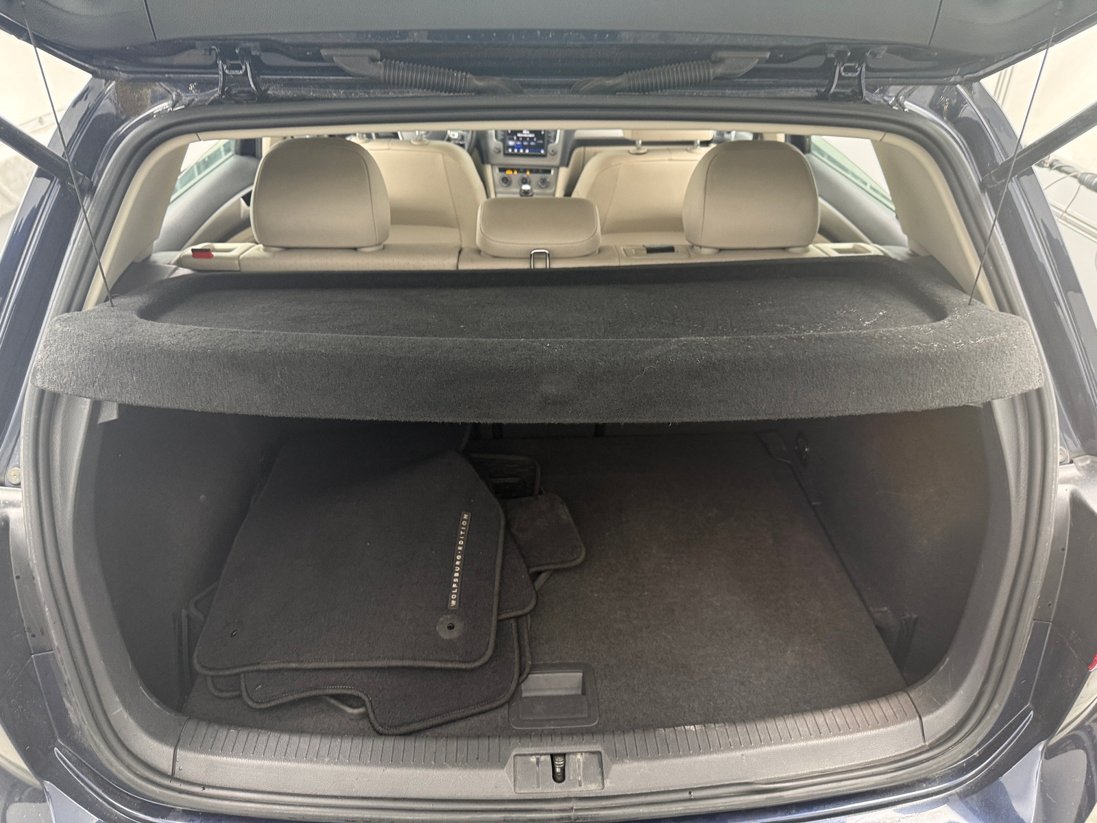 Thumbnail: 2017 Volkswagen Golf - 7