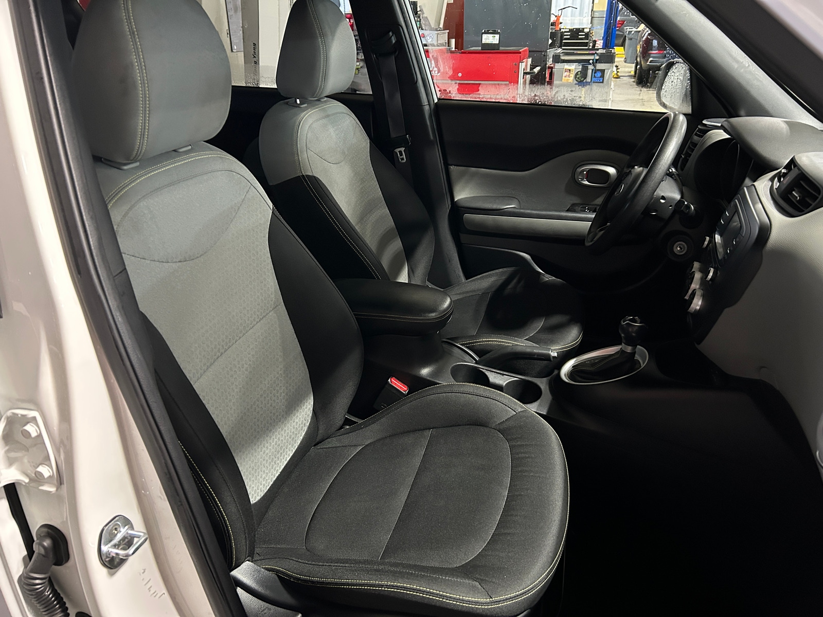 Thumbnail: 2016 Kia Soul - 2