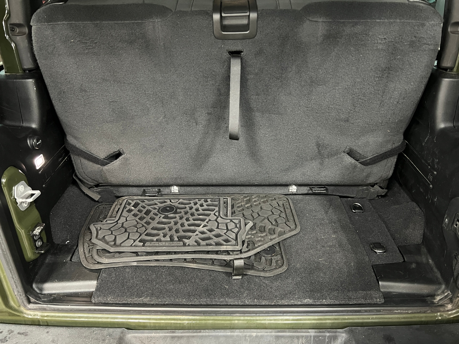 Thumbnail: 2021 Jeep Wrangler - 7