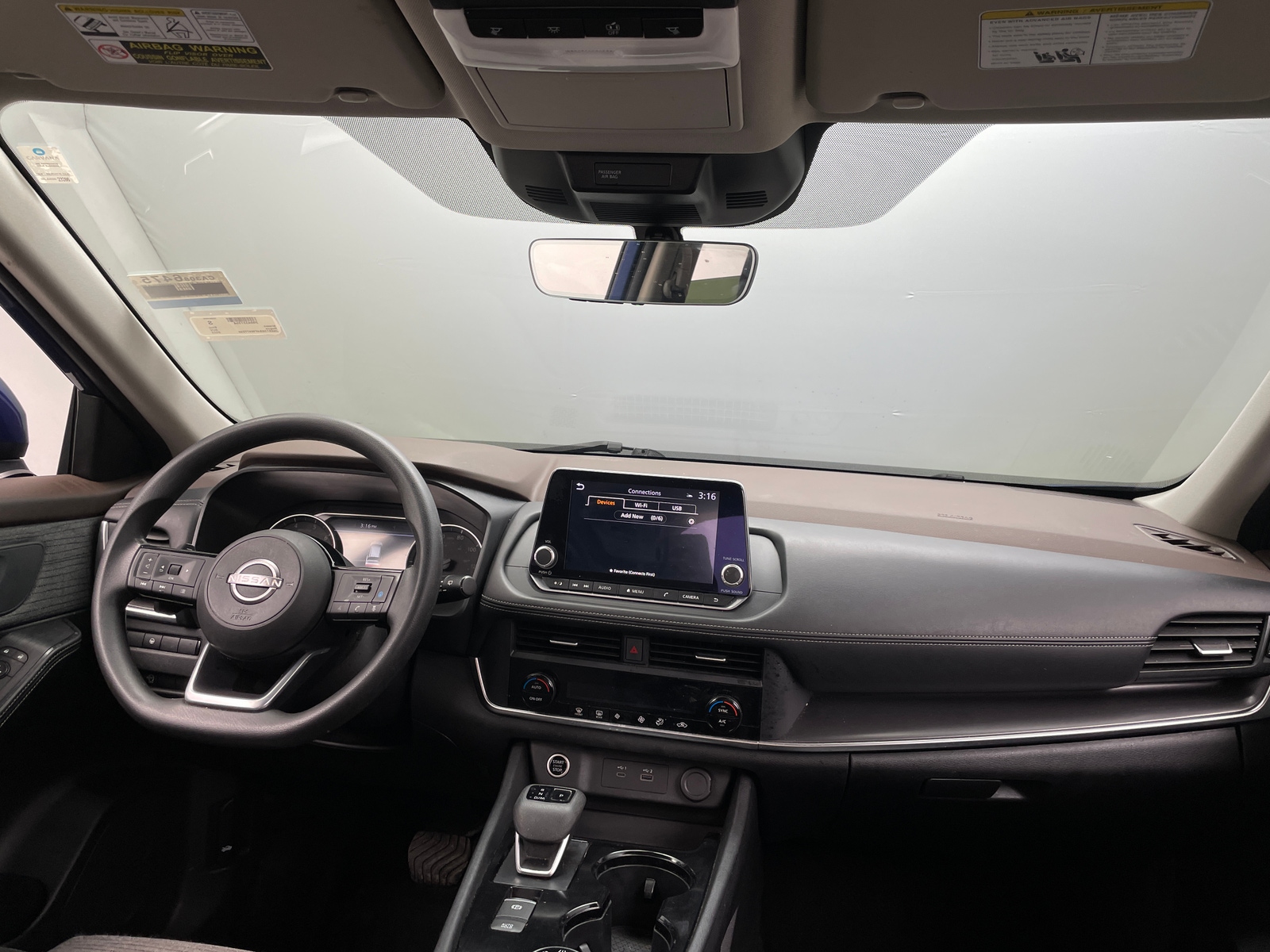 Thumbnail: 2023 Nissan Rogue - 3