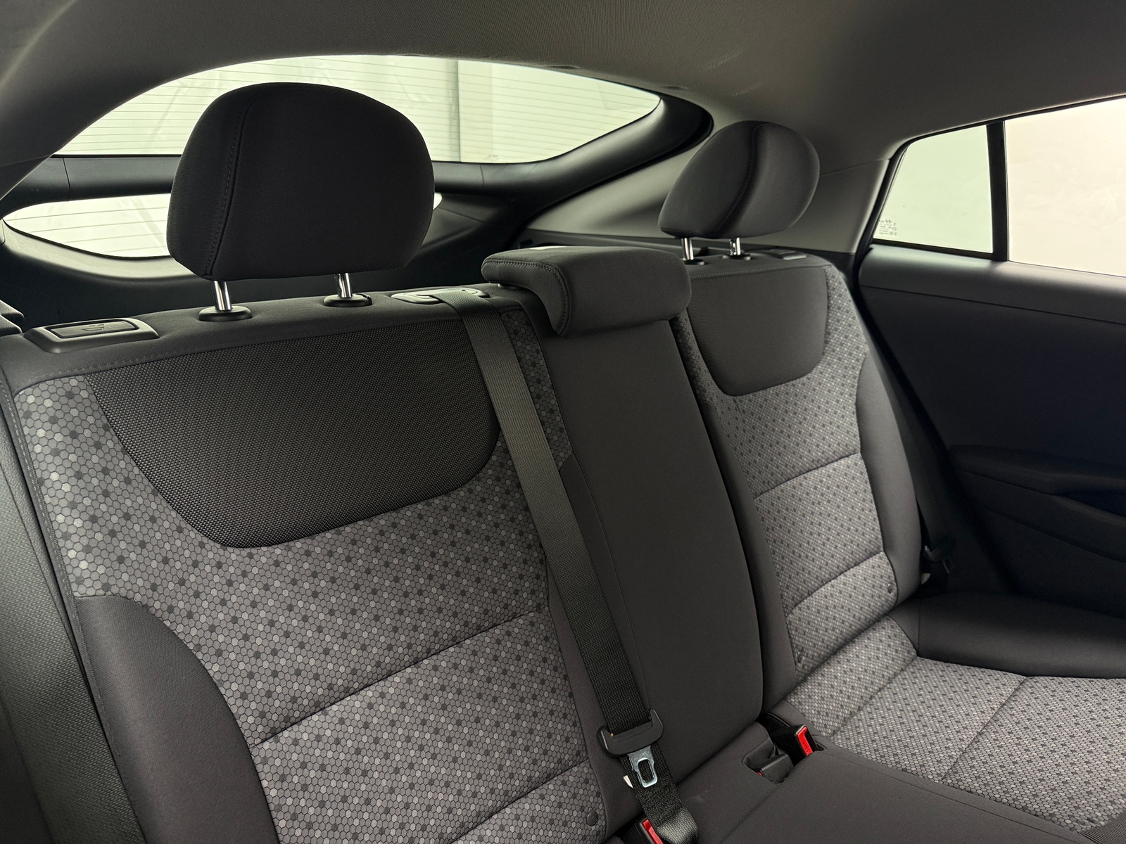 Thumbnail: 2019 Hyundai Ioniq - 6