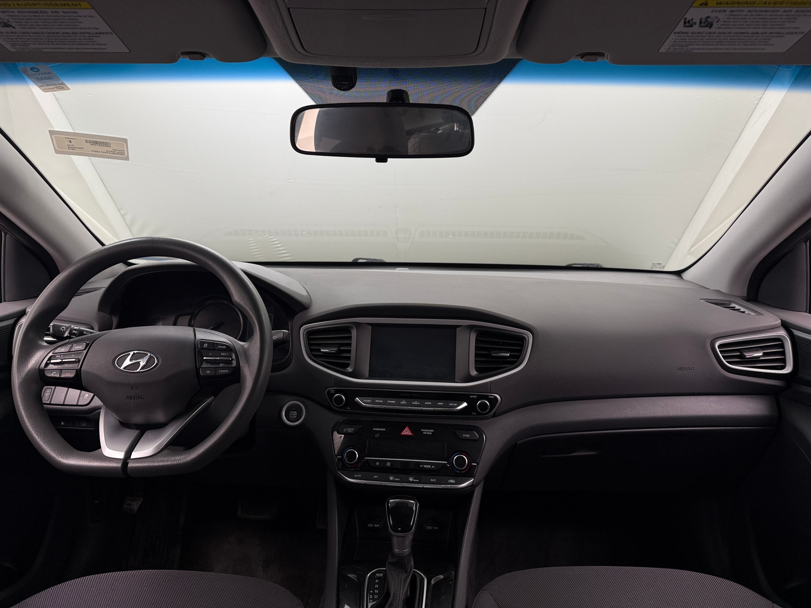 Thumbnail: 2019 Hyundai Ioniq - 3