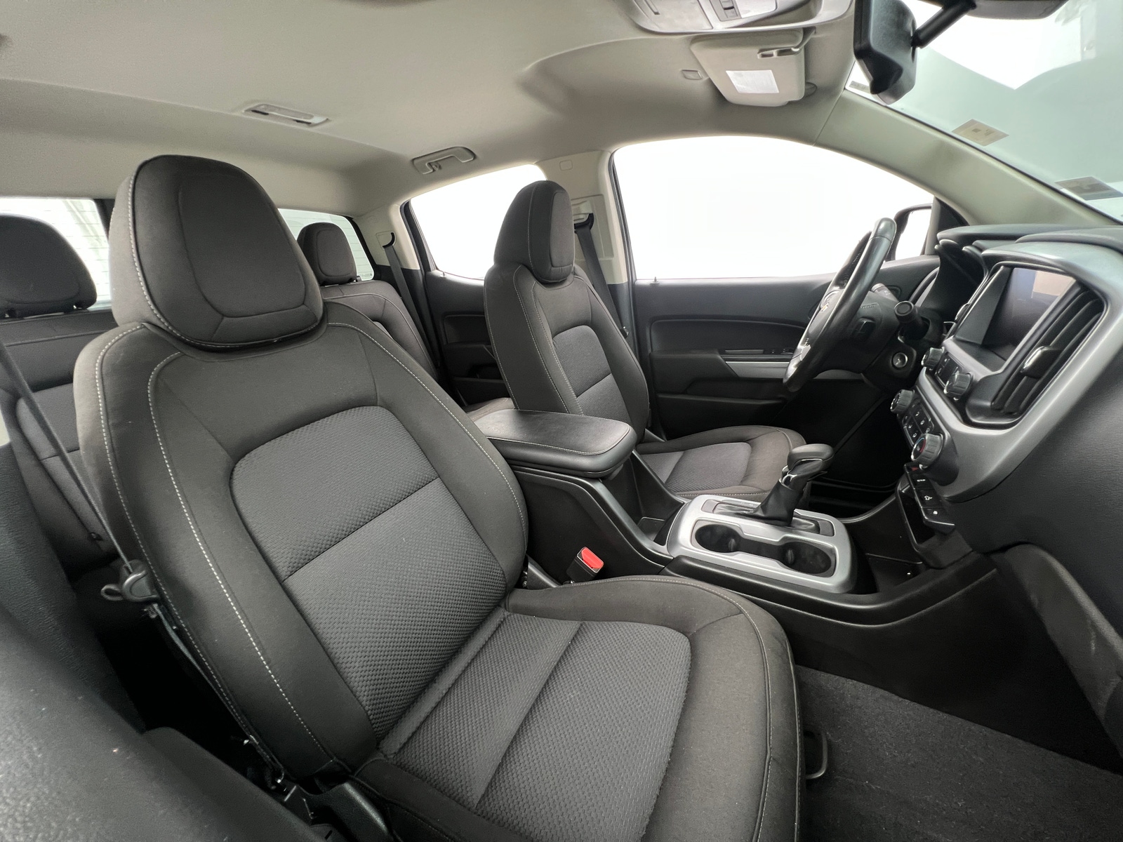 Thumbnail: 2022 Chevrolet Colorado - 2