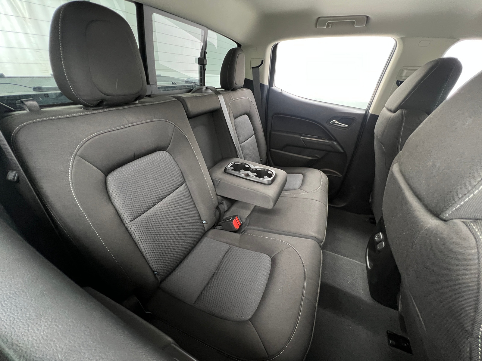 Thumbnail: 2022 Chevrolet Colorado - 6