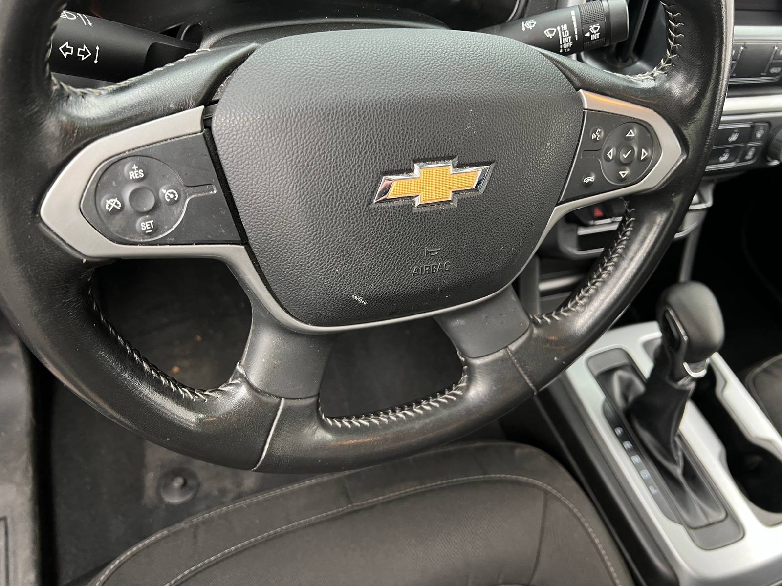 Thumbnail: 2022 Chevrolet Colorado - 5