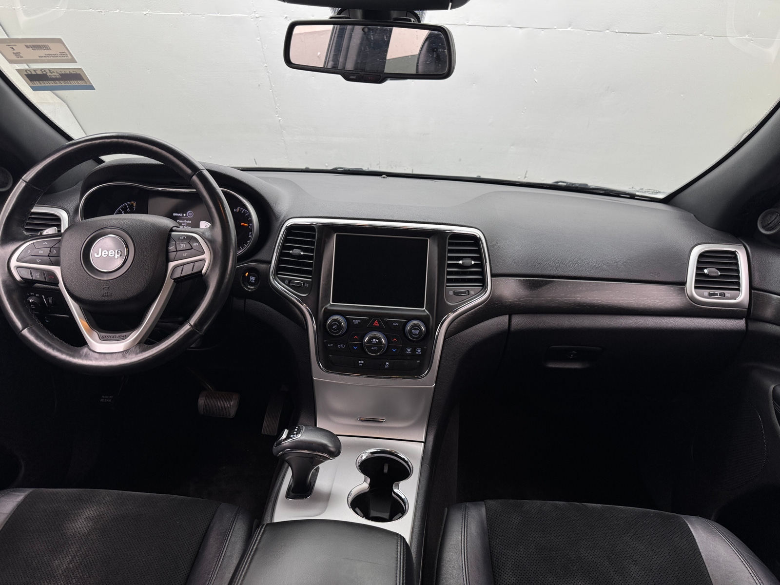 Thumbnail: 2015 Jeep Grand Cherokee - 2