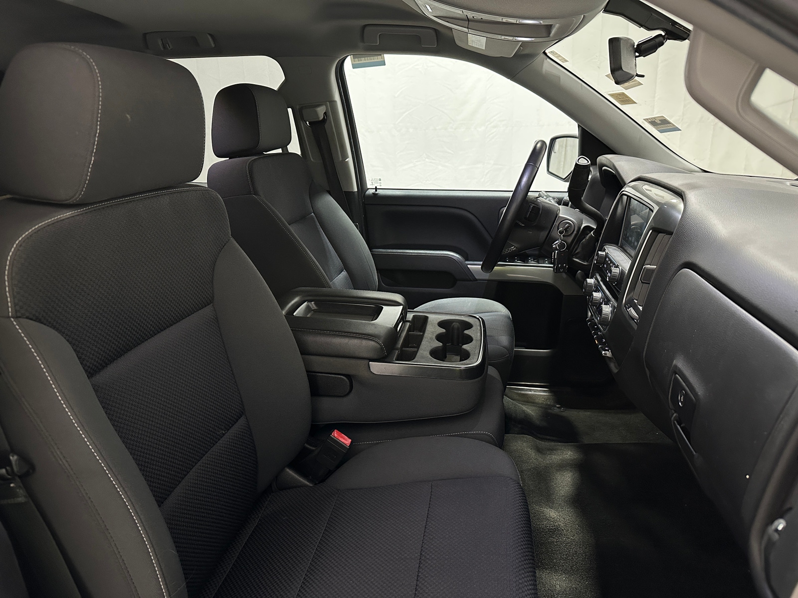 Thumbnail: 2018 Chevrolet Silverado 1500 - 2