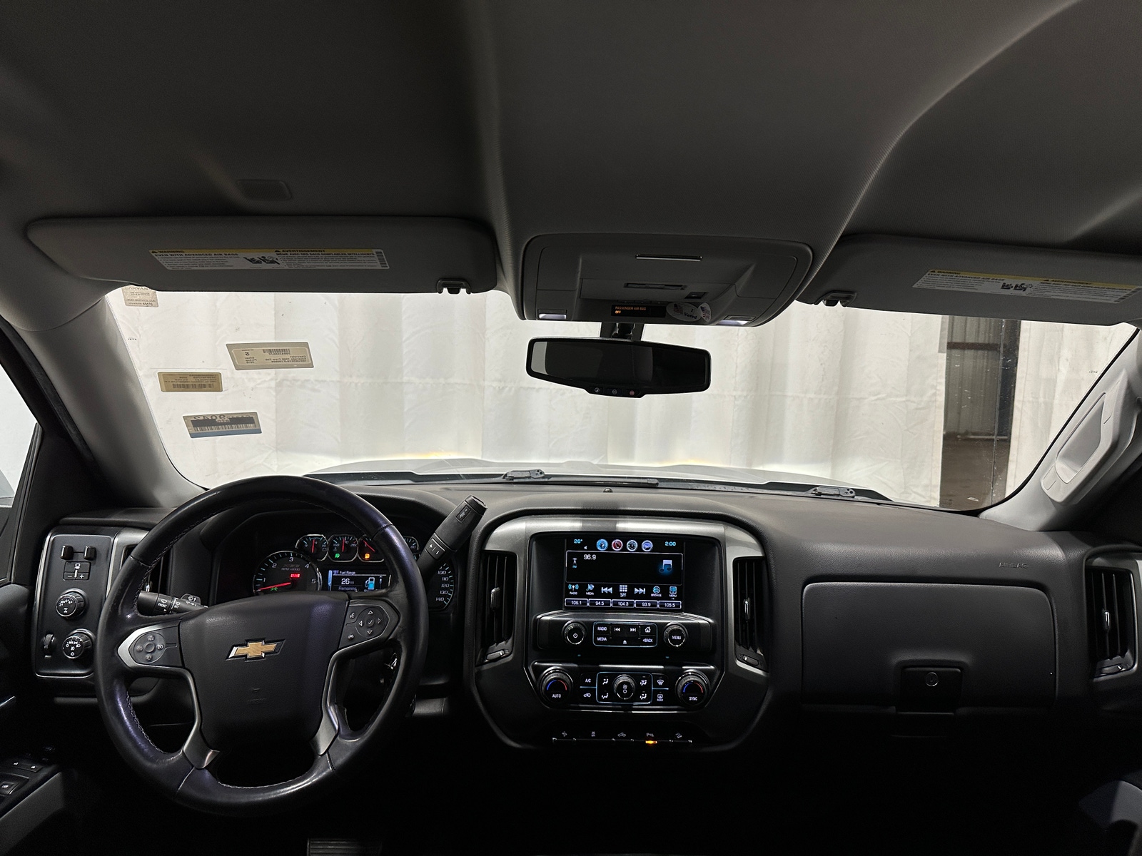 Thumbnail: 2018 Chevrolet Silverado 1500 - 3