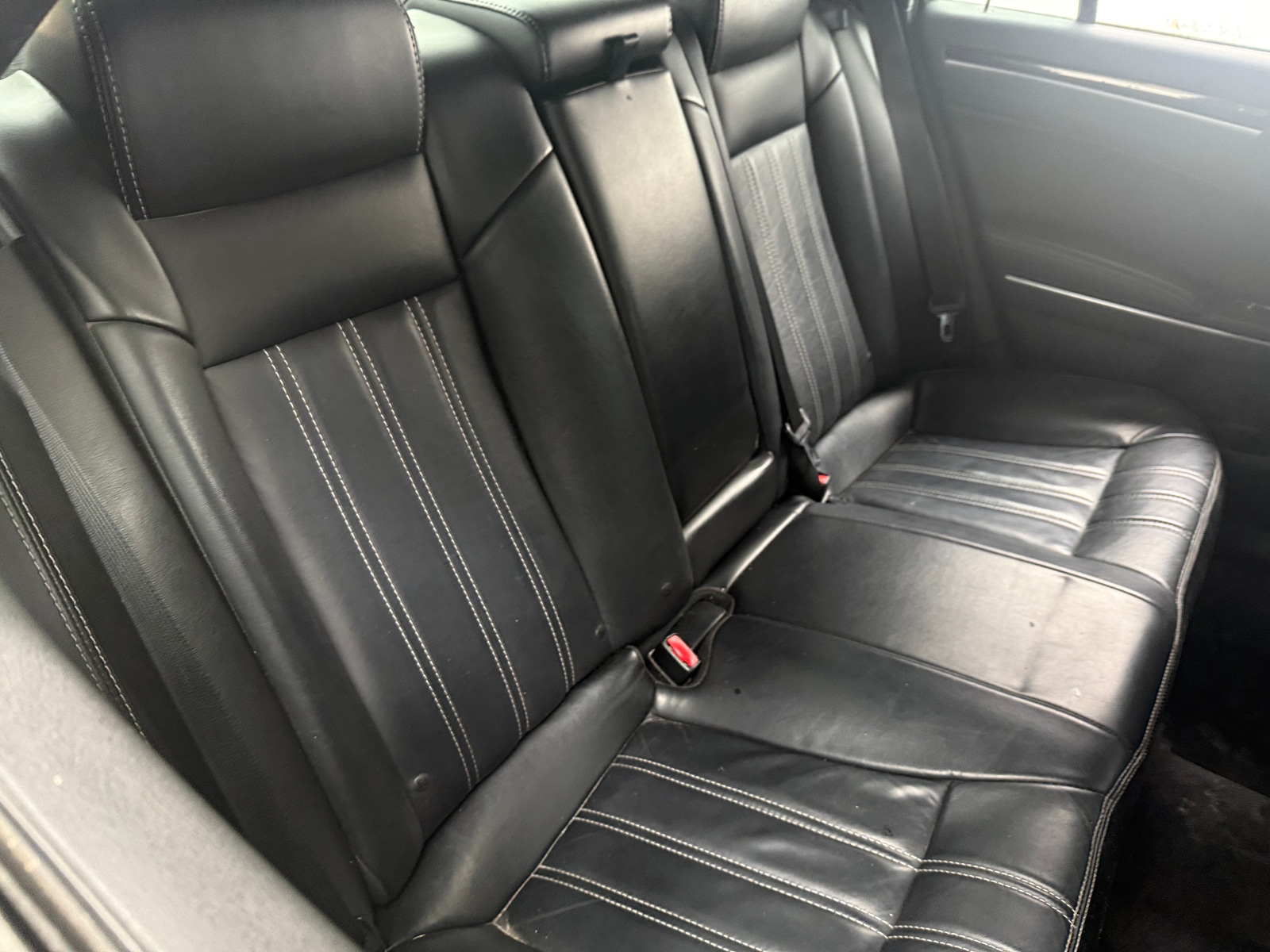 Thumbnail: 2017 Chrysler 300 - 5