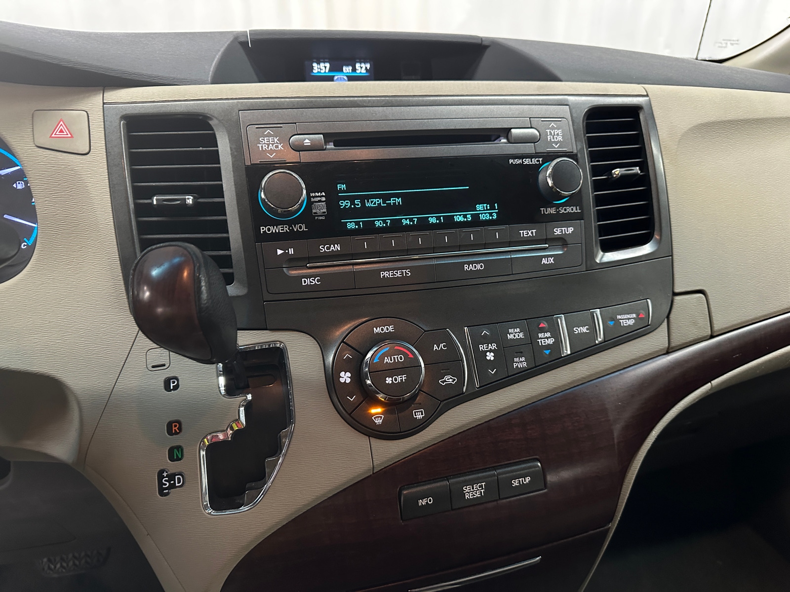 Thumbnail: 2012 Toyota Sienna - 3
