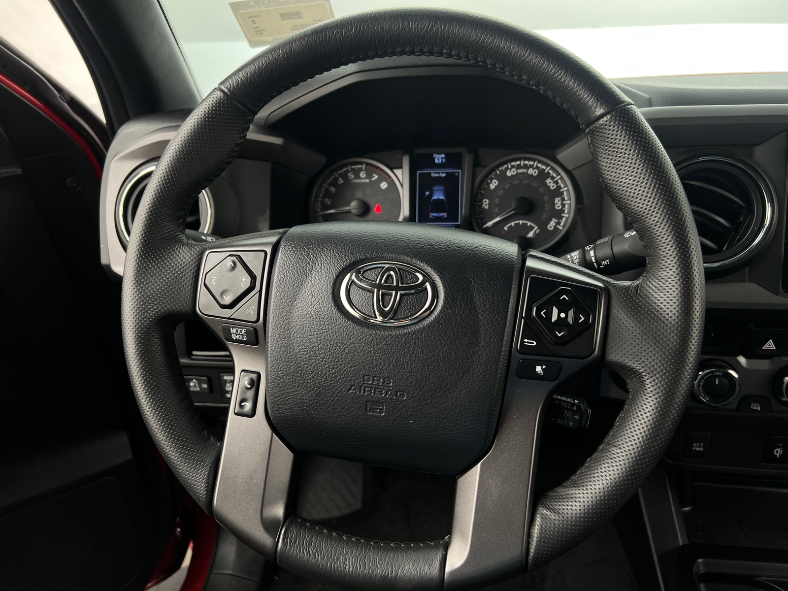 Thumbnail: 2017 Toyota Tacoma - 5