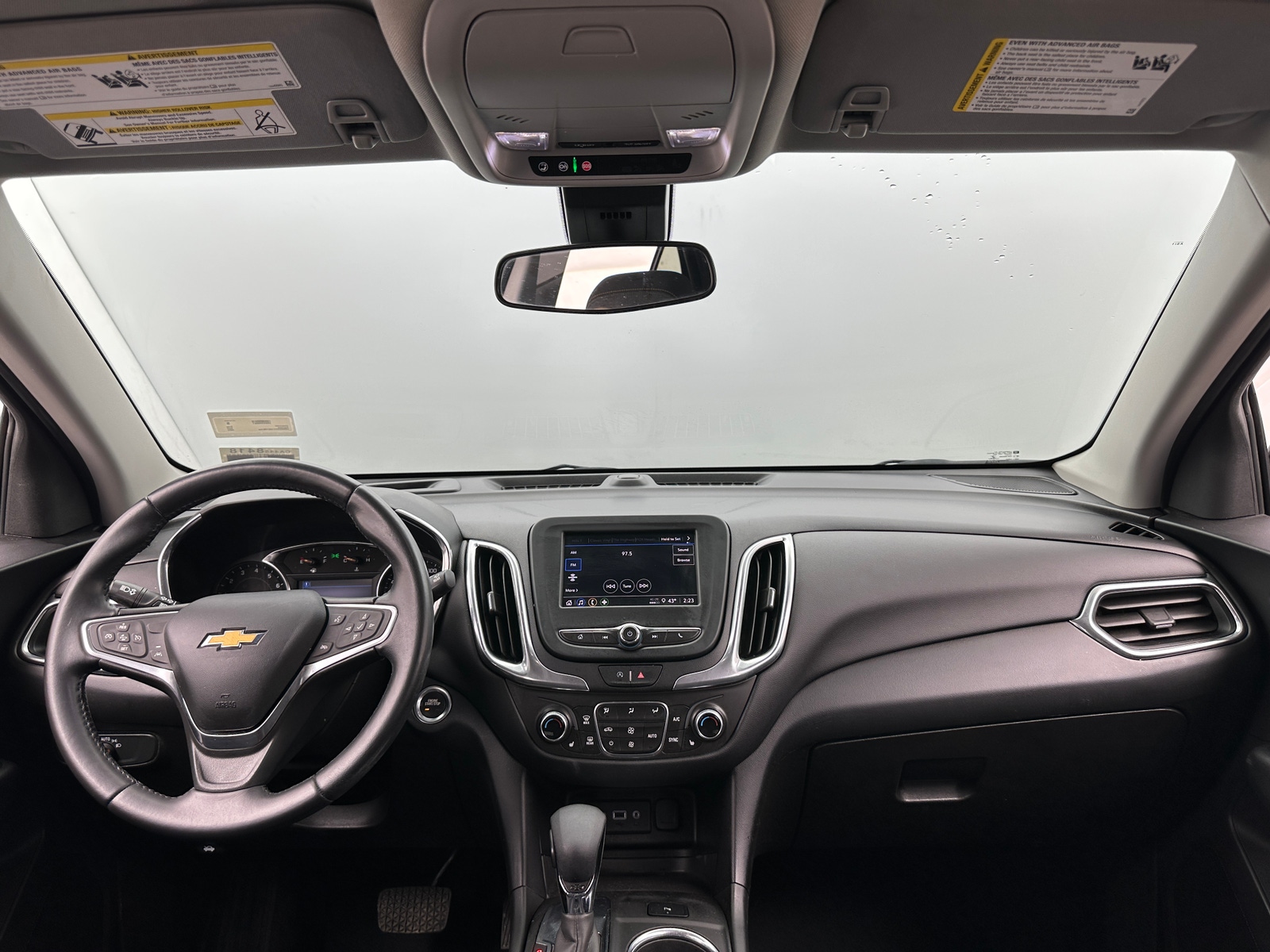 Thumbnail: 2022 Chevrolet Equinox - 3