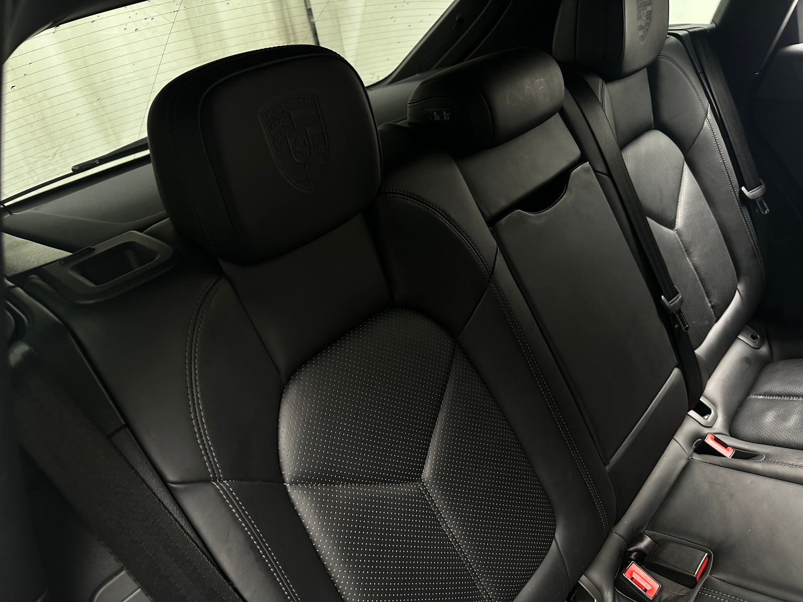 Thumbnail: 2016 Porsche Macan - 5