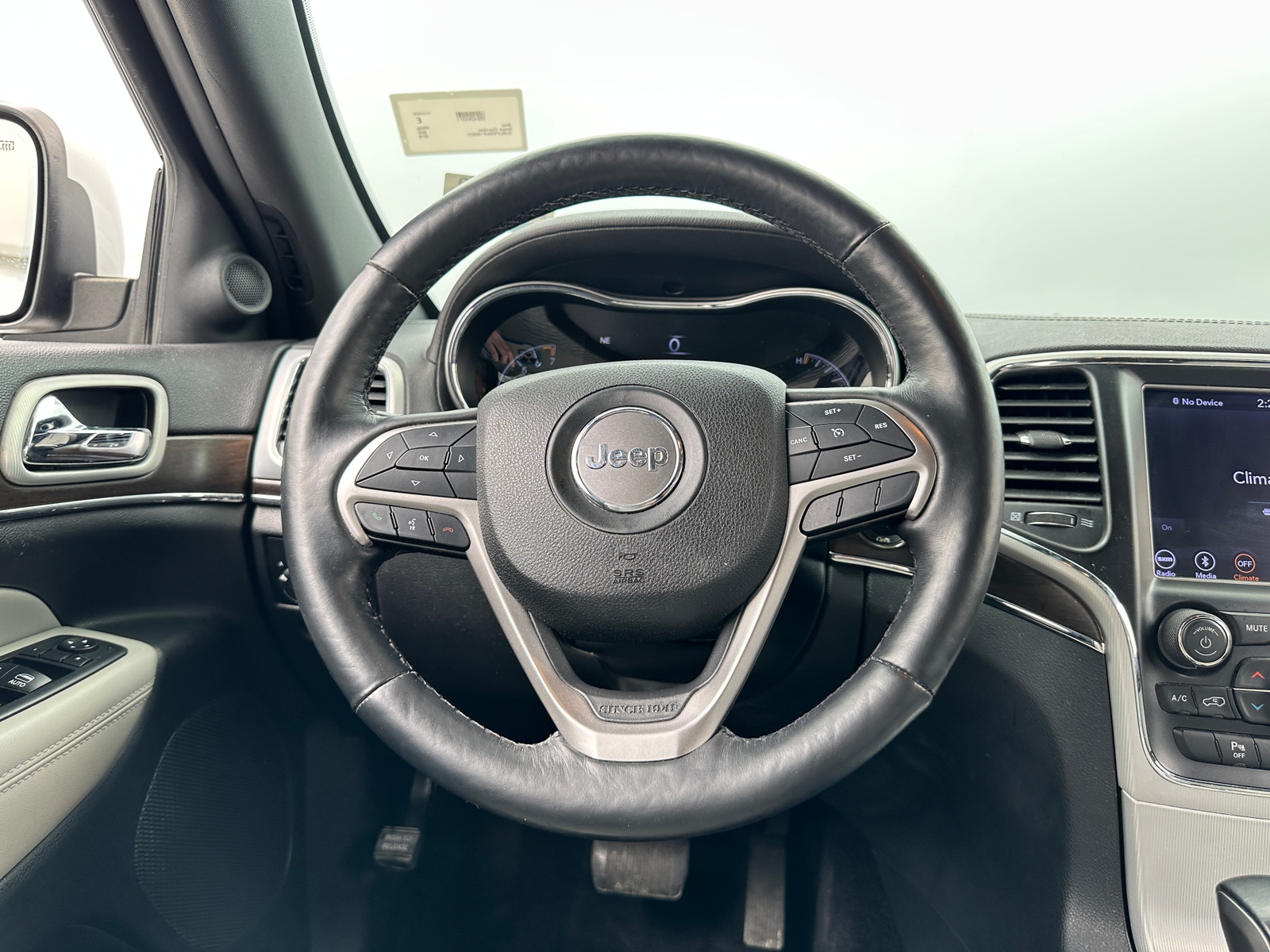 Thumbnail: 2018 Jeep Grand Cherokee - 4