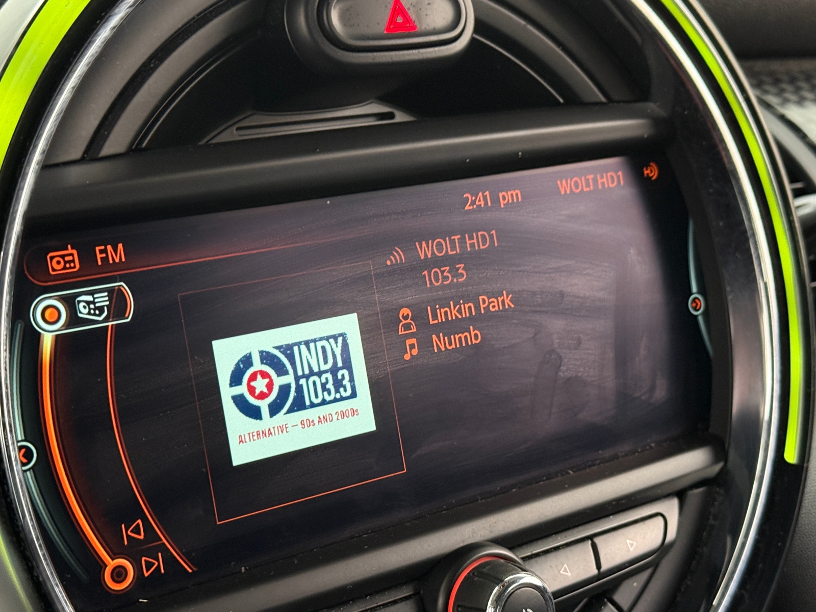 Thumbnail: 2017 MINI Cooper Hardtop - 3