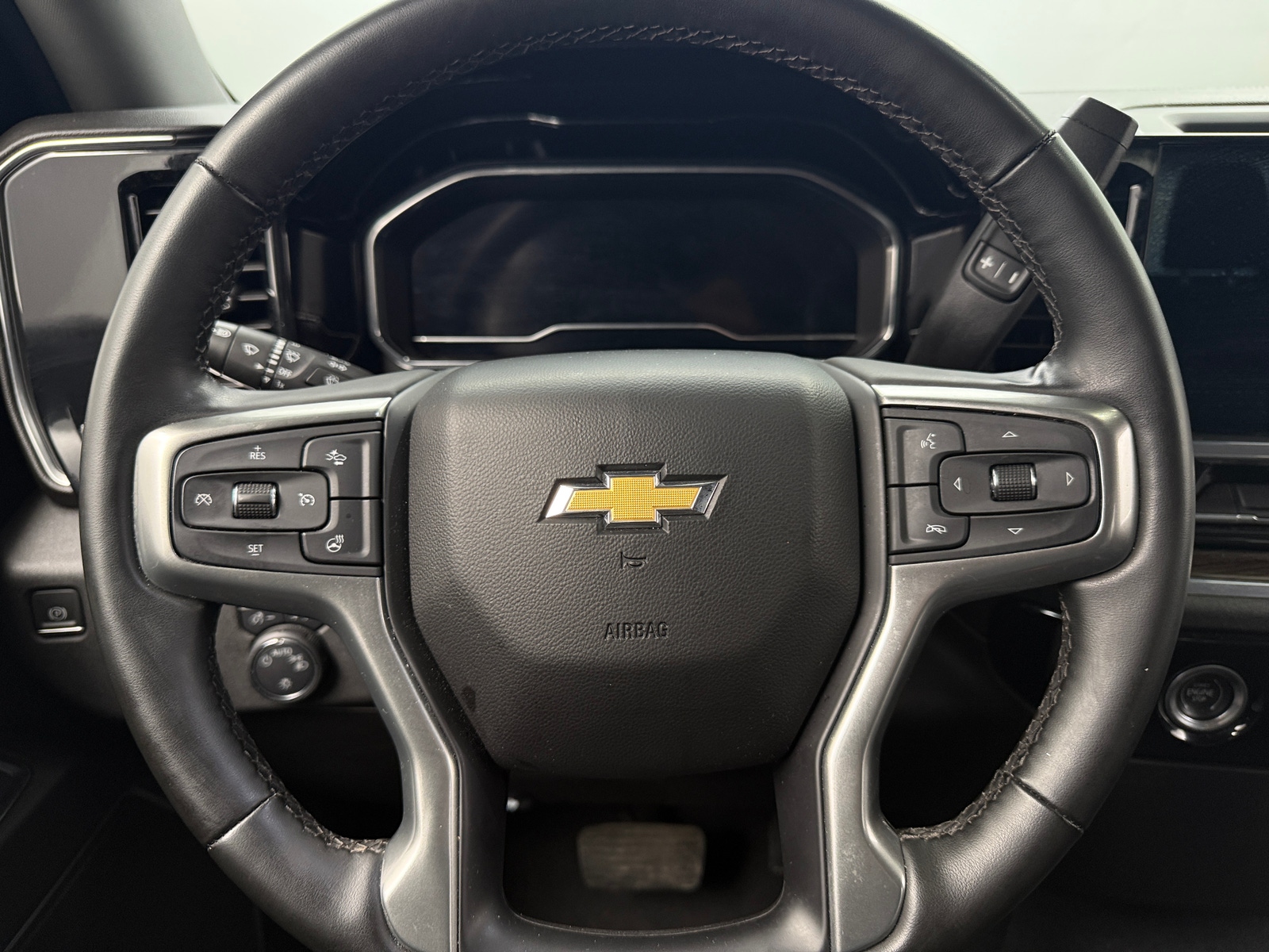 Thumbnail: 2024 Chevrolet Silverado 1500 - 5