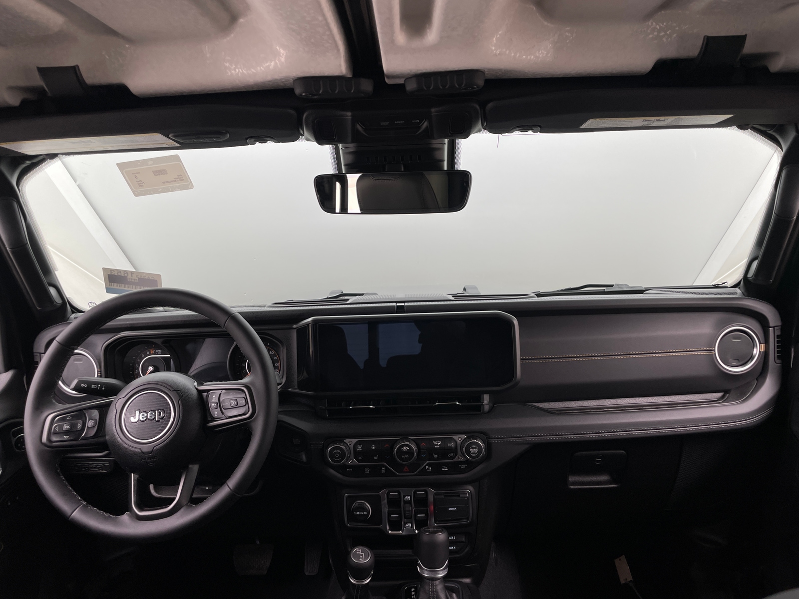 Thumbnail: 2025 Jeep Gladiator - 2