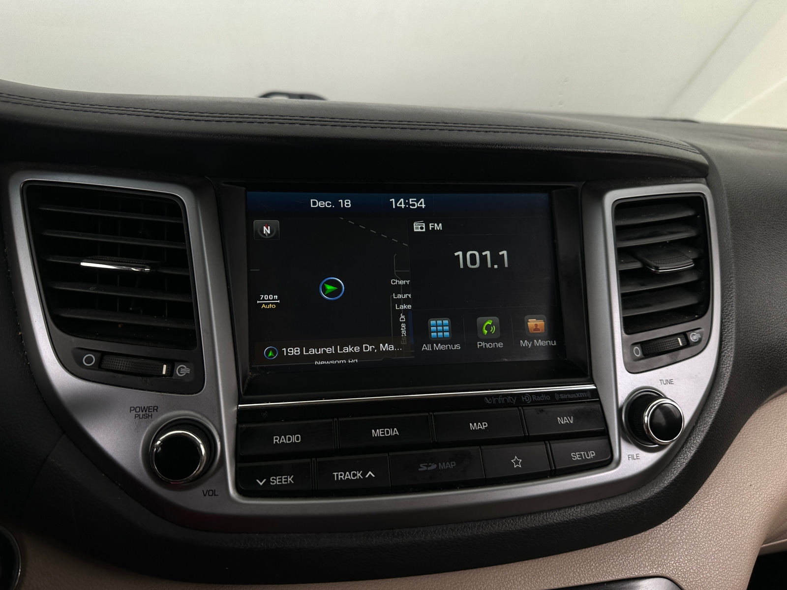 Thumbnail: 2018 Hyundai Tucson - 3