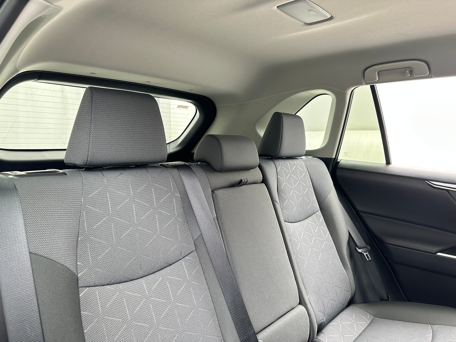 Thumbnail: 2025 Toyota RAV4 - 6