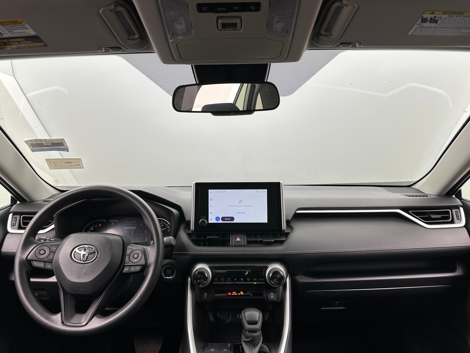 Thumbnail: 2025 Toyota RAV4 - 3